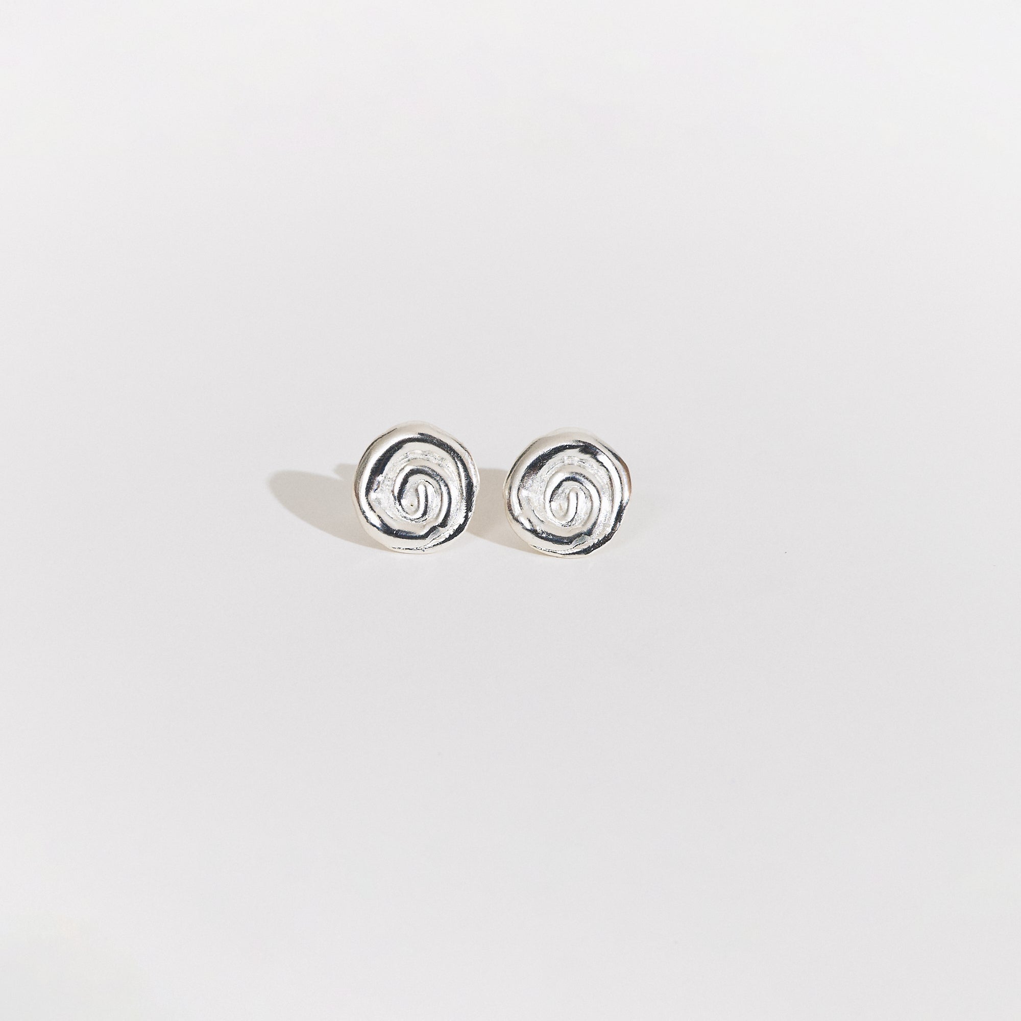 Aretes Molusco mini plateado
